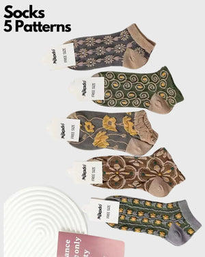 Dark Hues Knitted Ankle Socks Mikado