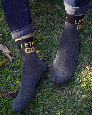 Statement Cotton Crew Socks For Men Mikado
