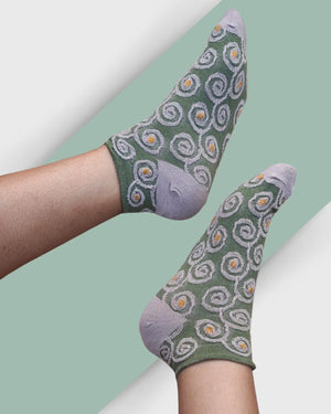 Dark Hues Knitted Ankle Socks Mikado